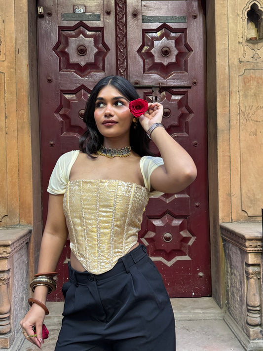 Nia